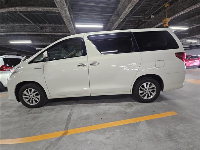 アルファードハイブリッド Ｇ　禁煙車　ワンオーナー　バックカメラ　ドラレコ　クルーズコントロール　ステア連動ＨＩＤオートライト　純正８型ナビＴＶ　両側パワスラ　電動バックドア　前席パワーシート　２列目キャプテンシート　スマートキー（15枚目）