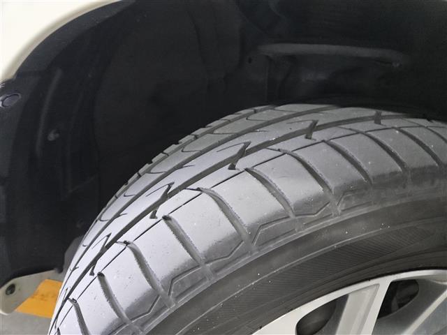 アルファードハイブリッド Ｇ　禁煙車　ワンオーナー　バックカメラ　ドラレコ　クルーズコントロール　ステア連動ＨＩＤオートライト　純正８型ナビＴＶ　両側パワスラ　電動バックドア　前席パワーシート　２列目キャプテンシート　スマートキー（39枚目）