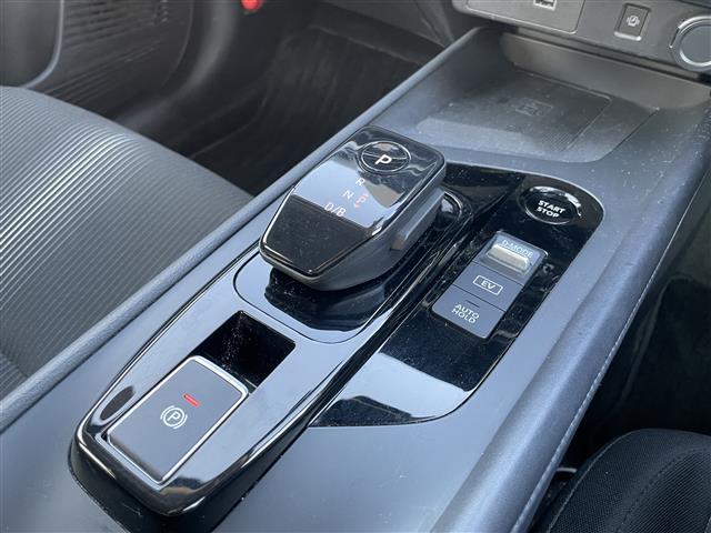 ノート X 純正ナビ Bluetooth フルセグTV プロパイロット アラウンドビューモニター デジタルインナーミラー LEDヘッドライト ドライブレコーダー アダプティブLEDヘッドライトシステム ETC(31枚目)