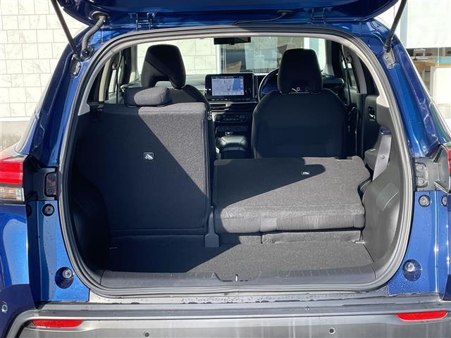 ノート X 純正フルセグナビ 全周囲カメラ プッシュスタート アイドリングストップ パワーウィンドウ パワーステアリング パーキングアシスト クルーズコントロール 純正フロアマット 純正LEDヘッドライト ETC(12枚目)