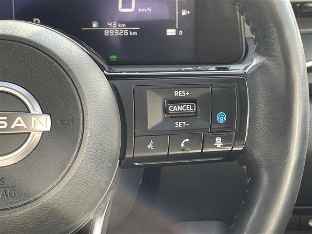 ノート X 純正フルセグナビ 全周囲カメラ プッシュスタート アイドリングストップ パワーウィンドウ パワーステアリング パーキングアシスト クルーズコントロール 純正フロアマット 純正LEDヘッドライト ETC(22枚目)