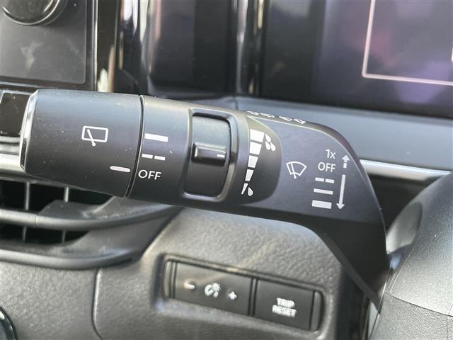 ノート X 純正フルセグナビ 全周囲カメラ プッシュスタート アイドリングストップ パワーウィンドウ パワーステアリング パーキングアシスト クルーズコントロール 純正フロアマット 純正LEDヘッドライト ETC(24枚目)