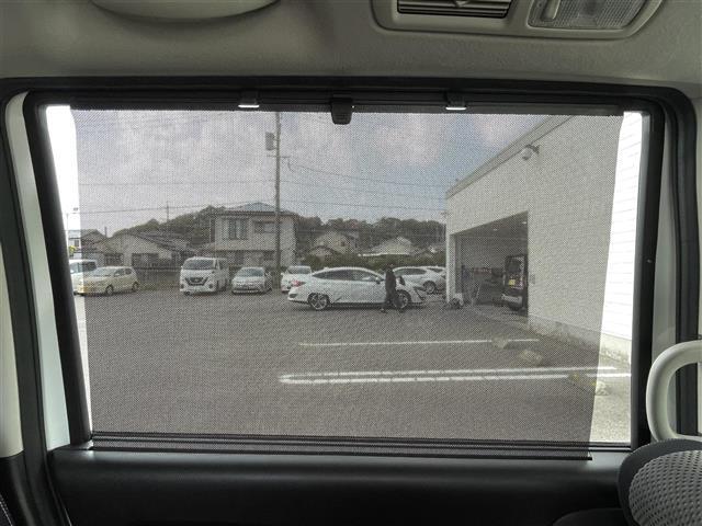 セレナ ライダー　純正７インチナビ　ＡＭ　ＦＭ　ＣＤ　ＤＶＤ　ＴＶ　ＢＴ　バックカメラ　両側パワースライドドア　ＥＴＣ車載器　アイドリングストップ　電動格納ミラー　スマートキー　ウィンカーミラー　ディスチャージライト（19枚目）