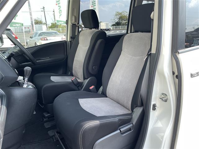 セレナ ライダー　純正７インチナビ　ＡＭ　ＦＭ　ＣＤ　ＤＶＤ　ＴＶ　ＢＴ　バックカメラ　両側パワースライドドア　ＥＴＣ車載器　アイドリングストップ　電動格納ミラー　スマートキー　ウィンカーミラー　ディスチャージライト（23枚目）