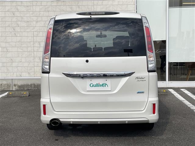 セレナ ライダー　純正７インチナビ　ＡＭ　ＦＭ　ＣＤ　ＤＶＤ　ＴＶ　ＢＴ　バックカメラ　両側パワースライドドア　ＥＴＣ車載器　アイドリングストップ　電動格納ミラー　スマートキー　ウィンカーミラー　ディスチャージライト（39枚目）