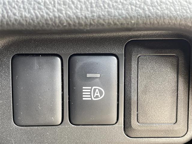 デイズ ハイウェイスター　Ｘ　社外ナビゲーション　ＡＭ　ＦＭ　ＣＤ　ＤＶＤ　ＢＴ　ＴＶ　アラウンドビューカメラ　衝突軽減ブレーキ　オートマチックハイビーム　アイドリングストップ　プッシュスタート　スマートキー（12枚目）