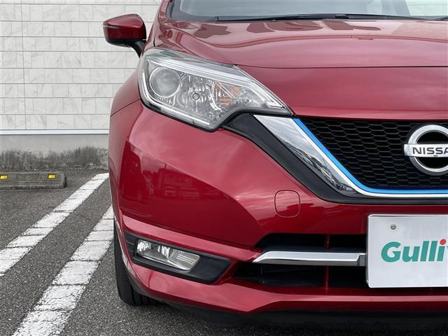 ノート ｅ－パワー　メダリスト　純正ナビ　バックカメラ　ハイブリット車　アイドリングストップ　プッシュスタート　パワーステアリング　パワーウィンドウ　パーキングアシスト　純正ＬＥＤヘッドライト　禁煙車　スマートキー　ハーフレザー（27枚目）