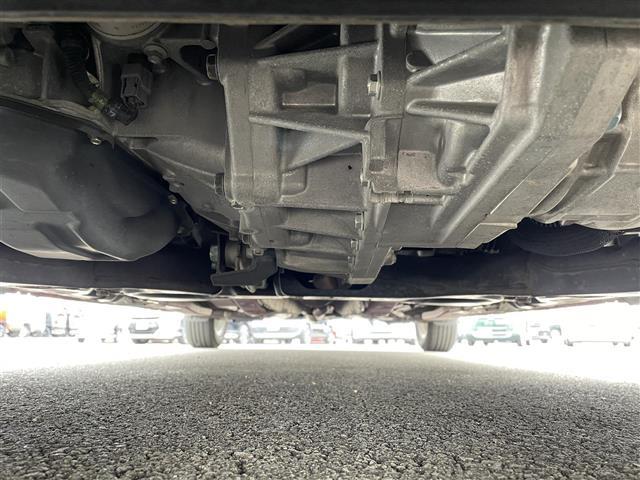 ノート ｅ－パワー　メダリスト　純正ナビ　バックカメラ　ハイブリット車　アイドリングストップ　プッシュスタート　パワーステアリング　パワーウィンドウ　パーキングアシスト　純正ＬＥＤヘッドライト　禁煙車　スマートキー　ハーフレザー（39枚目）