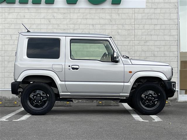 ジムニー ＸＬ　ワンオーナー　社外ＳＤナビ（ＣＤ／ＤＶＤ／ＡＭ／ＦＭ／ＢＴ）アイドリングストップ　車線逸脱警報　機能衝突防止機能　クリアランスソナー　横滑り防止機能　Ｄ席／Ｎ席シートヒーター　ＥＴＣ（5枚目）