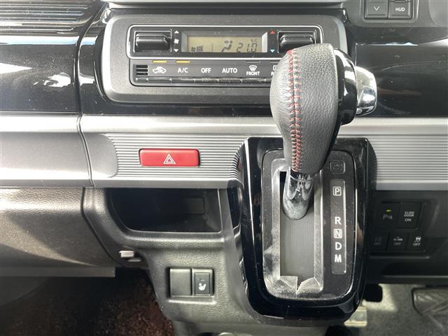 スペーシアカスタム ハイブリッドＸＳターボ　純正ナビゲーション　ＬＥＤヘッドライト　衝突軽減ブレーキ　クルーズコントロール　フォグランプ　スマートキー　プッシュスタート　シートヒーター　両側パワースライドドア　アイドリングストップ（4枚目）