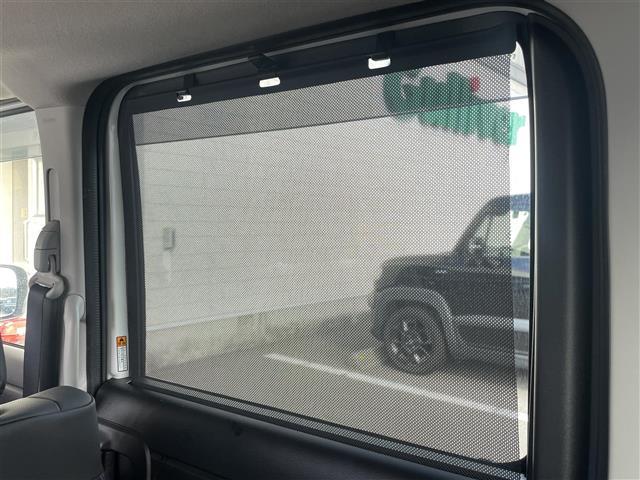 スペーシアカスタム ハイブリッドＸＳターボ　純正ナビゲーション　ＬＥＤヘッドライト　衝突軽減ブレーキ　クルーズコントロール　フォグランプ　スマートキー　プッシュスタート　シートヒーター　両側パワースライドドア　アイドリングストップ（19枚目）