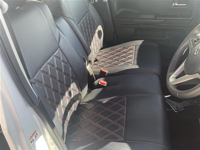 スペーシアカスタム ハイブリッドＸＳターボ　純正フルセグナビ　アイドリングストップ　プッシュスタート　パワーステアリング　パワーウィンドウ　ハイブリット車　ターボ車　ＭＴモード付ＡＴ　クルーズコントロール　バックカメラ　純正フロアマット　ＥＴＣ（30枚目）