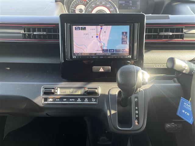 ワゴンRスティングレー ハイブリッドX 社外KENWOODナビ ヘッドアップディスプレイ ETC 衝突軽減ブレーキ シAM FM CD DVD BT シートヒーター TV ステアリングスイッチ 純正アルミホイール オートエアコン プッシュ(8枚目)
