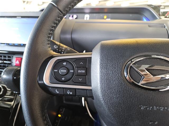 タント カスタムＲＳ　社外ナビ　バックカメラ　両側パワスラ　ＥＴＣ　純正１５インアルミ　ＬＥＤヘッドライプ　オートライト　合皮／ファブリックコンビシート　革巻きステアリング　　コーナーセンサー　スマートキー　禁煙車（17枚目）