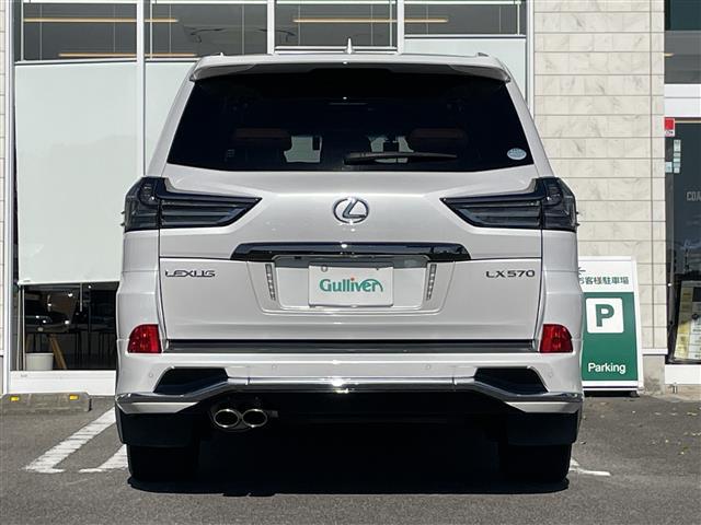 LX LX570ブラックシークエンス 純正ナビ Bluetooth フルセグTV Blu-ray DVD CD サンルーフ リアエンターテイメント 置くだけ充電 純正ドラレコ 社外前後ドラレコ 全席パワーシート D/N席メモリーシート(3枚目)