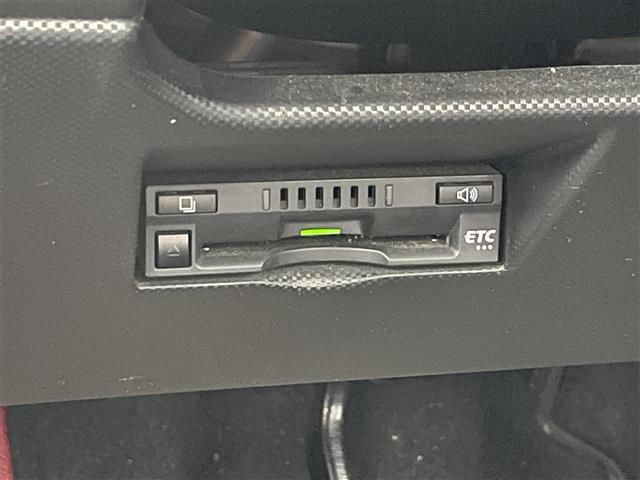 ライズ Z ワンオーナー 純正ディスプレイオーディオ フルセグTV TVキャンセラー バックカメラ 全方位カメラ ステアリングスイッチ レーダークルーズコントロール レーンキープアシスト クリ(28枚目)