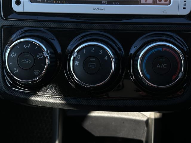 �K���X�R�[�e�B���O�A�i�r�Q�[�V�����A�d�s�b�ȂǁA���̑��̃p�[�c�̎��t�������ς���̂����k�������Ă���܂��I�I�N���}�̂��Ɖ��ł����C�����������I