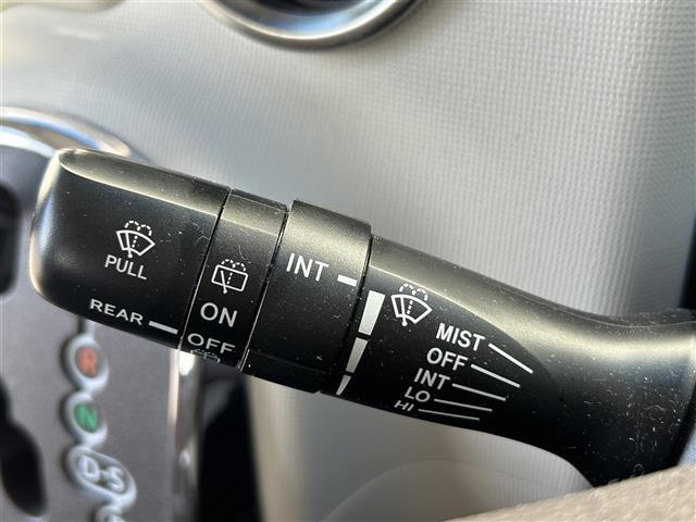 ポルテ Ｇ　純正ナビ（ＮＳ２Ｔ－Ｗ６４）ドライブレコーダー　ＥＴＣ　バックカメラ　シートヒーター　フリップダウンモニター　プッシュスタート　パワーステアリング　パワーウィンドウ　盗難防止装置　純正フロアマット（24枚目）