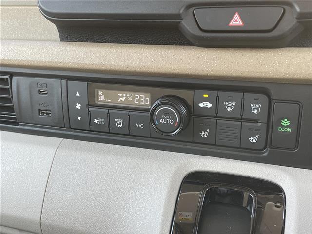 Ｎ－ＢＯＸ ベースグレード　純正ナビ　バックカメラ　ＥＴＣ　前後ドライブレコーダー　両側パワースライドドア　レーダークルーズコントロール　シートヒーター　アイドリングストップ　スマートキー　エンジンスタートボタン（12枚目）