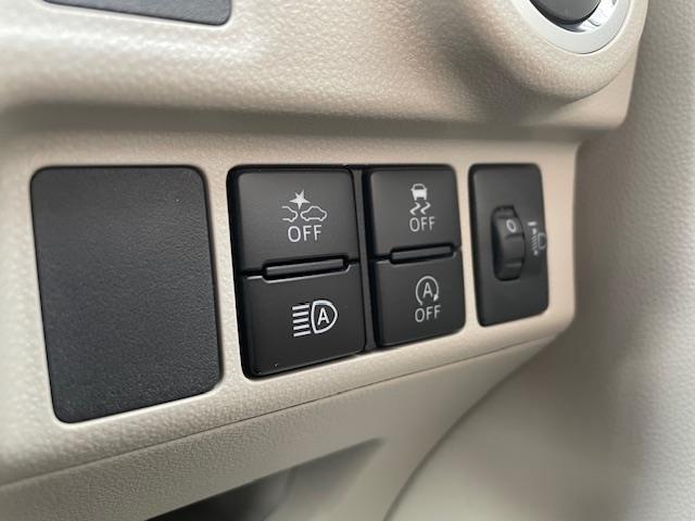 キャスト スタイルG SAIII 純ナビ/ドラレコ/レーンキープ/LEDライト&フォグ/レベライザー/電格ミラー/革ステ/ドアバイザー ベンチシート DVD オートマチックハイビーム オートライト 衝突防止システム スマートキー(7枚目)