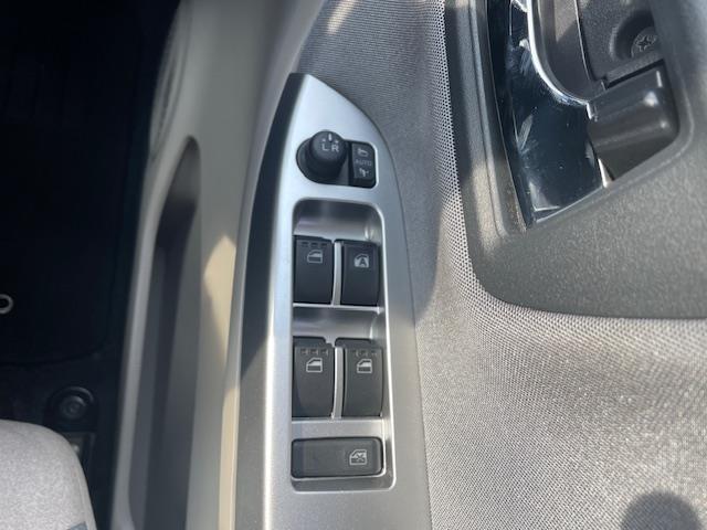 キャスト スタイルG SAIII 純ナビ/ドラレコ/レーンキープ/LEDライト&フォグ/レベライザー/電格ミラー/革ステ/ドアバイザー ベンチシート DVD オートマチックハイビーム オートライト 衝突防止システム スマートキー(12枚目)