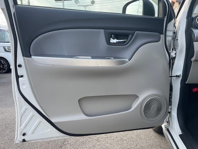 キャスト スタイルG SAIII 純ナビ/ドラレコ/レーンキープ/LEDライト&フォグ/レベライザー/電格ミラー/革ステ/ドアバイザー ベンチシート DVD オートマチックハイビーム オートライト 衝突防止システム スマートキー(18枚目)