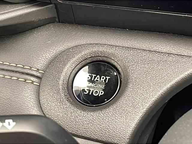 セレナ ハイウェイスターV 12.3インチ純ナビ/全方位カメラ/ETC2.0/プロパイロット/ICC/電動PB/オートブレーキホールド/インテリジェントソナー/エレクトロニックシフト/パドルシフト/デジタルインナーミラー(10枚目)