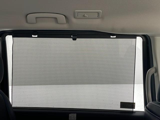 セレナ ハイウェイスターV 12.3インチ純ナビ/全方位カメラ/ETC2.0/プロパイロット/ICC/電動PB/オートブレーキホールド/インテリジェントソナー/エレクトロニックシフト/パドルシフト/デジタルインナーミラー(15枚目)