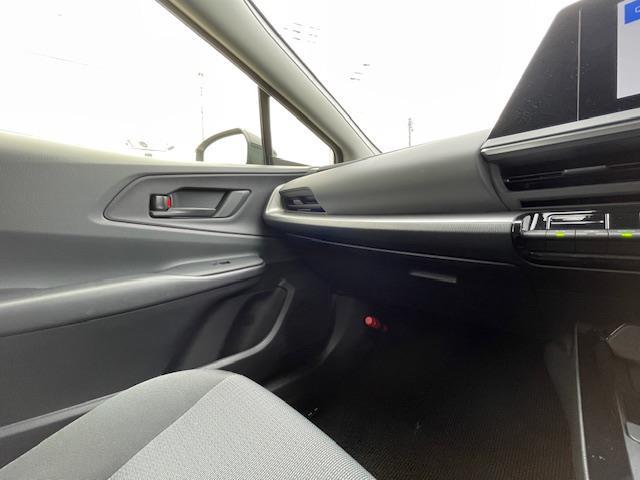 プリウス U 純ディスプレイオーディオ/Bカメ/ドラレコ/レーダークルコン/etc2.0/革ステ/ステスイ/電格ウィンカーミラー/電動PB/オートブレーキホールド(2枚目)