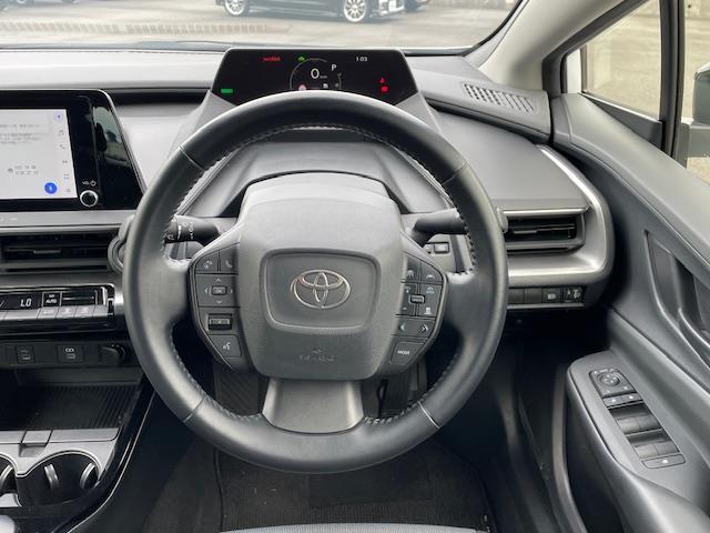 プリウス U 純ディスプレイオーディオ/Bカメ/ドラレコ/レーダークルコン/etc2.0/革ステ/ステスイ/電格ウィンカーミラー/電動PB/オートブレーキホールド(5枚目)