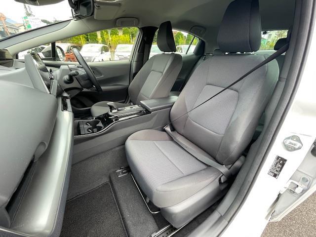 プリウス U 純ディスプレイオーディオ/Bカメ/ドラレコ/レーダークルコン/etc2.0/革ステ/ステスイ/電格ウィンカーミラー/電動PB/オートブレーキホールド(16枚目)