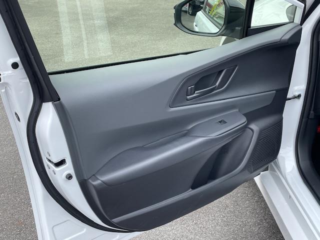 プリウス U 純ディスプレイオーディオ/Bカメ/ドラレコ/レーダークルコン/etc2.0/革ステ/ステスイ/電格ウィンカーミラー/電動PB/オートブレーキホールド(17枚目)