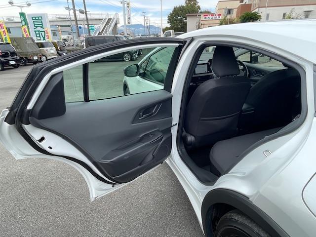 プリウス U 純ディスプレイオーディオ/Bカメ/ドラレコ/レーダークルコン/etc2.0/革ステ/ステスイ/電格ウィンカーミラー/電動PB/オートブレーキホールド(21枚目)