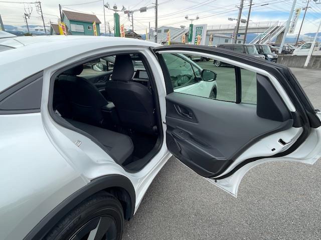 プリウス U 純ディスプレイオーディオ/Bカメ/ドラレコ/レーダークルコン/etc2.0/革ステ/ステスイ/電格ウィンカーミラー/電動PB/オートブレーキホールド(24枚目)