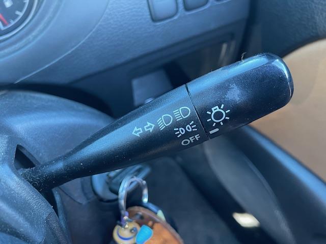 コペン タンレザーエディション 社外ナビ/アクティブトップ/ETC/フォグランプ/ウッドコンボステアリング/運転席&助手席シートヒーター/純正フロアマット/シガーライター/純正18インチアルミホイール/ダブルSRS+ABS(9枚目)