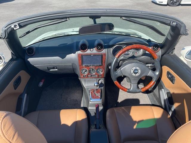 コペン タンレザーエディション 社外ナビ/アクティブトップ/ETC/フォグランプ/ウッドコンボステアリング/運転席&助手席シートヒーター/純正フロアマット/シガーライター/純正18インチアルミホイール/ダブルSRS+ABS(42枚目)