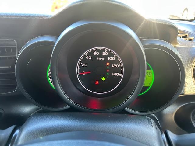 N-BOX G SSパッケージ 社外ナビ/LEDヘッドライト/オートライト/ステスイ/電動格納ウインカーミラー/ETC/純正フロアマット/ドアバイザー/前後簿ラレコ/プッシュスタート/スマートキー/運転席&助手席シートヒーター(4枚目)