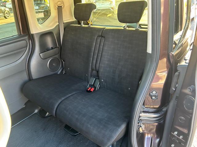 N-BOX G SSパッケージ 社外ナビ/LEDヘッドライト/オートライト/ステスイ/電動格納ウインカーミラー/ETC/純正フロアマット/ドアバイザー/前後簿ラレコ/プッシュスタート/スマートキー/運転席&助手席シートヒーター(16枚目)