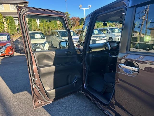 N-BOX G SSパッケージ 社外ナビ/LEDヘッドライト/オートライト/ステスイ/電動格納ウインカーミラー/ETC/純正フロアマット/ドアバイザー/前後簿ラレコ/プッシュスタート/スマートキー/運転席&助手席シートヒーター(17枚目)