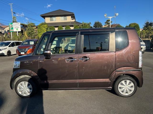 N-BOX G SSパッケージ 社外ナビ/LEDヘッドライト/オートライト/ステスイ/電動格納ウインカーミラー/ETC/純正フロアマット/ドアバイザー/前後簿ラレコ/プッシュスタート/スマートキー/運転席&助手席シートヒーター(34枚目)