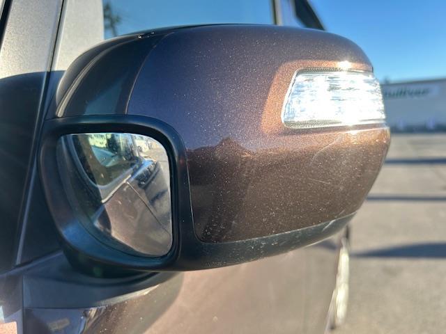 N-BOX G SSパッケージ 社外ナビ/LEDヘッドライト/オートライト/ステスイ/電動格納ウインカーミラー/ETC/純正フロアマット/ドアバイザー/前後簿ラレコ/プッシュスタート/スマートキー/運転席&助手席シートヒーター(35枚目)