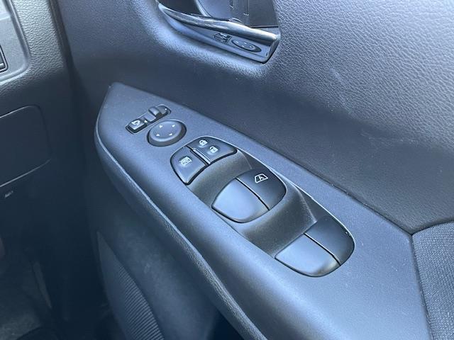 セレナ e-パワー ハイウェイスターV 純ナビ/プロパイロット/Bカメ/ETC/電動PB/オートブレーキホールド/両側パワスラ/オートステップ/インテリジェントソナー/革ステ/ステスイ/LEDヘッドライト&フォグ(14枚目)