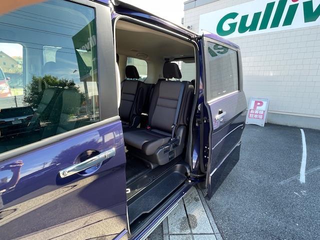 セレナ e-パワー ハイウェイスターV 純ナビ/プロパイロット/Bカメ/ETC/電動PB/オートブレーキホールド/両側パワスラ/オートステップ/インテリジェントソナー/革ステ/ステスイ/LEDヘッドライト&フォグ(22枚目)