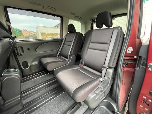 セレナ ハイウェイスター Vセレクション 純ナビ/Bカメ/ドラレコ/ETC/クルコン/フリップダウン/エマージェンシーブレーキ/両パワスラ/革ステ/ステスイ/ドアバイザー(21枚目)