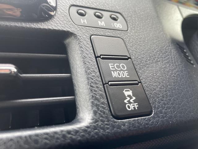 ヴォクシー ZS 煌 純正ナビ/バックカメラ/LEDヘッドライト/オートライト/フォグランプ/革巻きステアリング/ステスイ/電格ウインカーミラー/ETC/純正フロアマット/ドアバイザー/前方ドラレコ/純正後部モニター(12枚目)