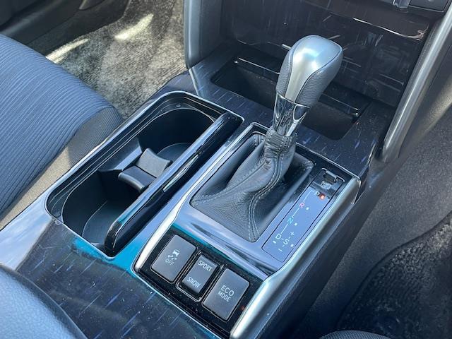 マークX 250G Sパッケージ 純ナビ/Bカメ/ETC/クルコン/パドルシフト/電格ウインカーミラー/フォグランプ(8枚目)