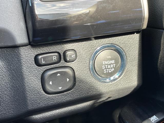 マークX 250G Sパッケージ 純ナビ/Bカメ/ETC/クルコン/パドルシフト/電格ウインカーミラー/フォグランプ(11枚目)