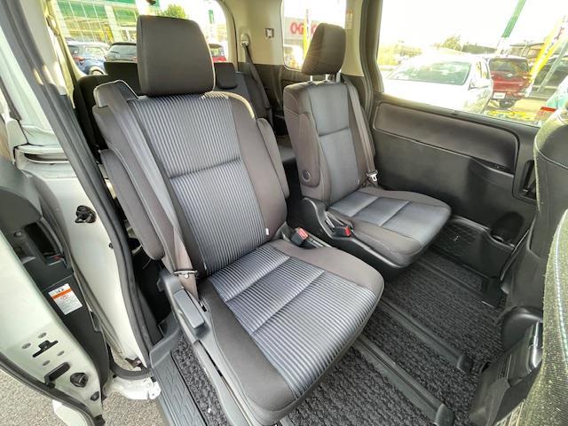 ヴォクシー ハイブリッドZS 煌II 純ナビ/Bカメ/ドラレコ/ETC2.0/ソナー/デジタルインナーミラー/レーンキープ/両側パワスラ/電格ウィンカーミラー/革ステ/ステスイ/ドアバイザー(23枚目)