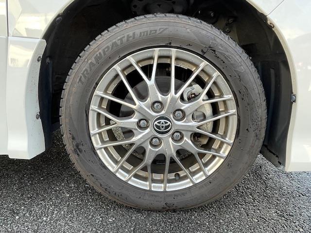 ヴォクシー ハイブリッドZS 煌II 純ナビ/Bカメ/ドラレコ/ETC2.0/ソナー/デジタルインナーミラー/レーンキープ/両側パワスラ/電格ウィンカーミラー/革ステ/ステスイ/ドアバイザー(41枚目)