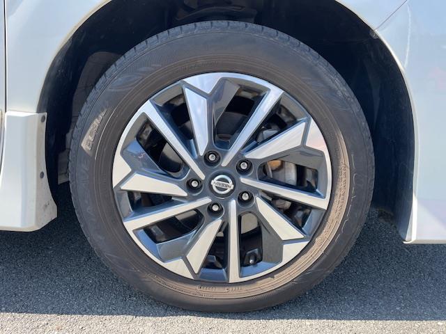 セレナ ハイウェイスター V 純ナビ/全方位カメラ/プロパイロット/ETC/シートヒーター/革ステ/ステスイ/ステアリングヒーター/エマージェンシーブレーキ/電格ウィンカーミラー/電動PB/オートブレーキホールド/LED&フォグ(38枚目)